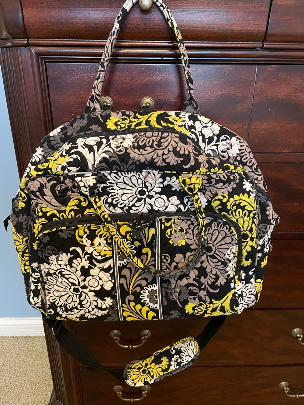 Vera Bradley medium weekend bag